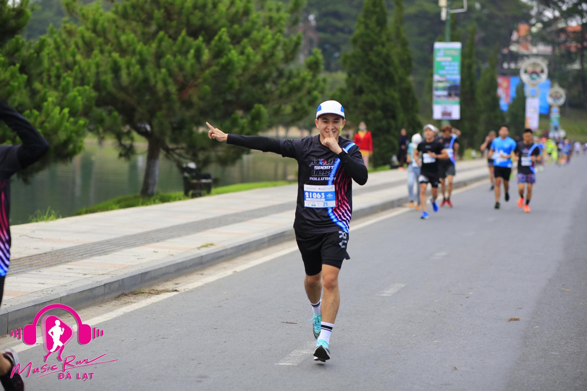 Thế Anh is happy to build a community that is passionate about running.