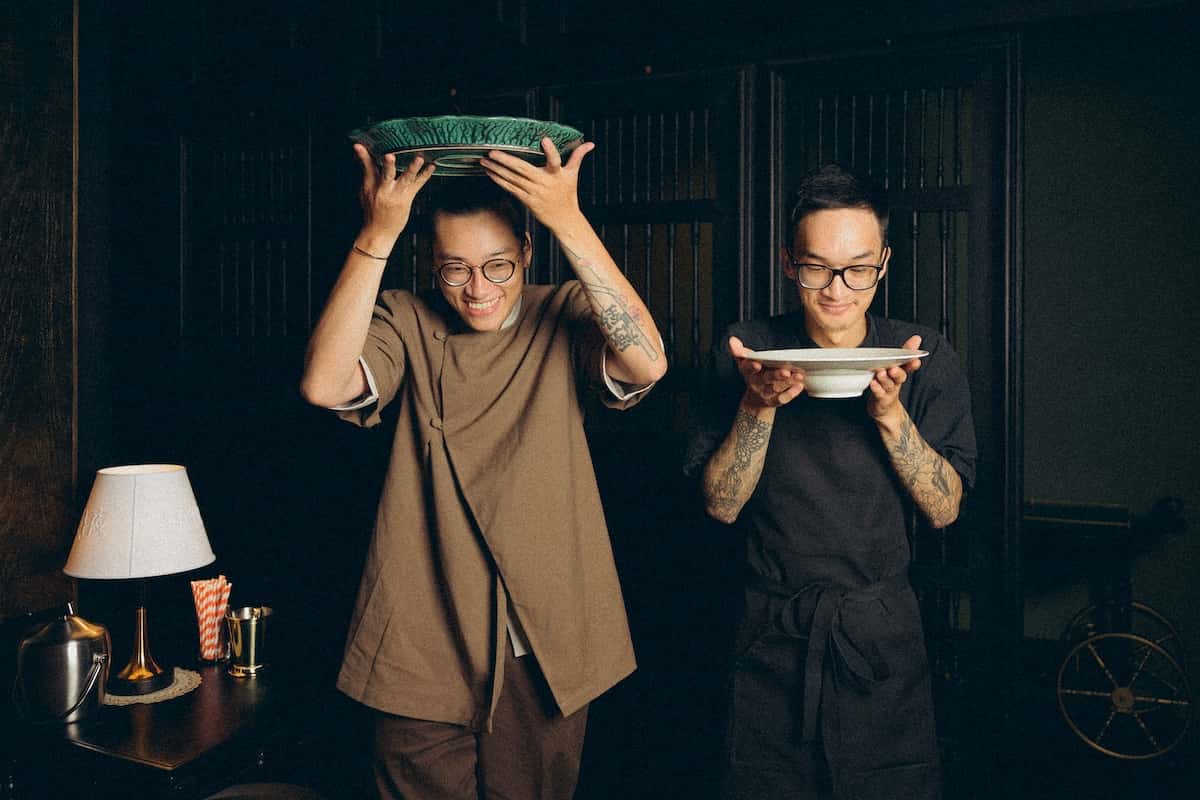 Chef Sơn and Sous Chef Michael Luong's modern, maven-like culinary magic at DẠ 夜.
