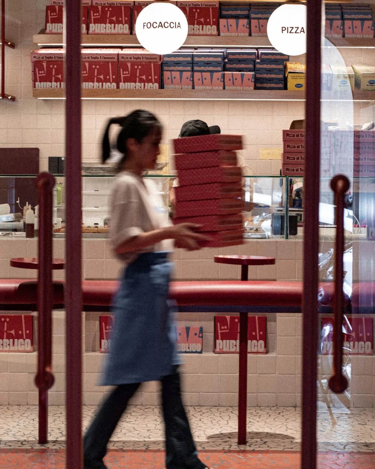 Pubblico pizza and foccacia in District 1.