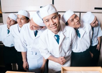 Tiếng Xèo Xèo Cùng Hương Thơm: Ineya Roll & Teppan Và Cách Royal Group Đưa Teppanyaki Vào Trung Tâm Thảo Điền